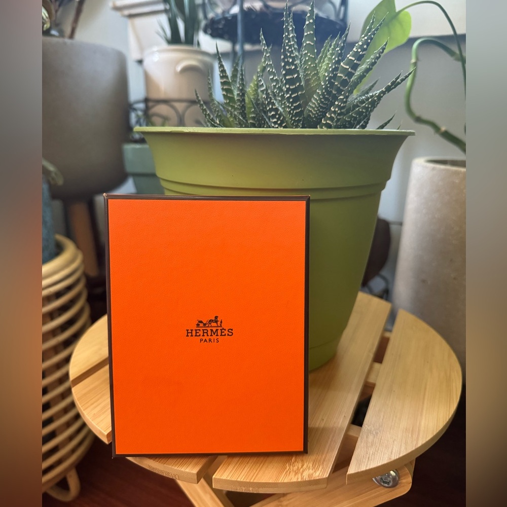 HERMES BOX